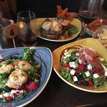 Charlie's Bistro