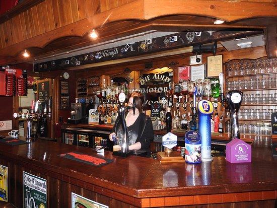 The Auld Motor Hoose