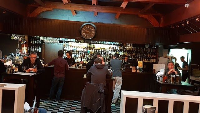 Seumas Bar